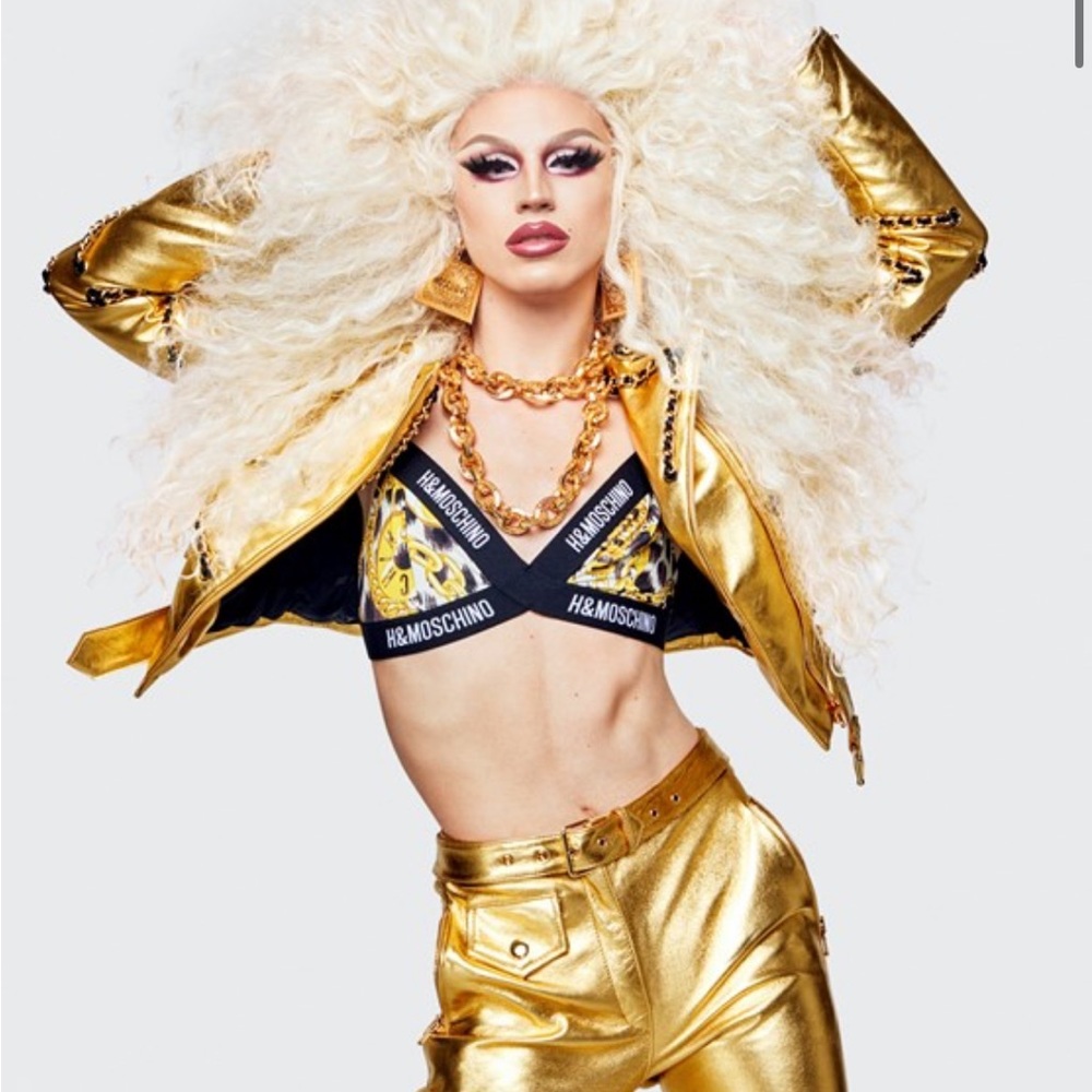 MOSCHINO H&M top gold black chains collection